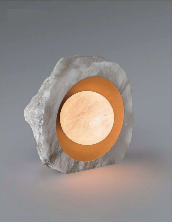 displays the sculpture